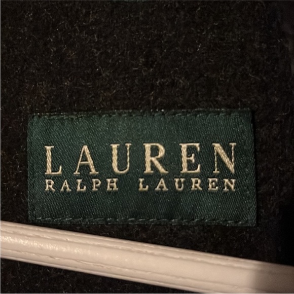 Ralph Lauren Black Trench Coat with Oversized Fit and Wide Lapel - Picture 5 of 7